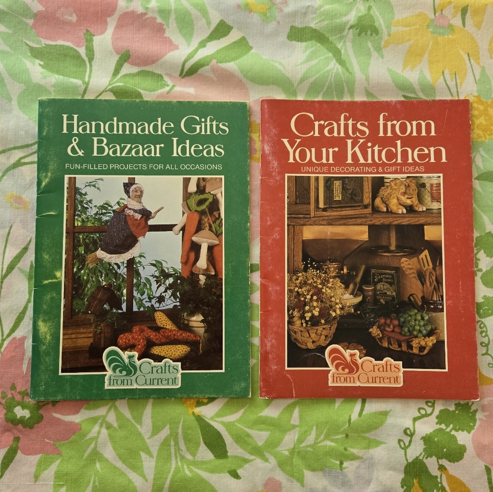 Vintage Craft Pattern Books Lot Of 2